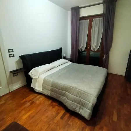 150 Mt Dal Mare Con Giardino, 2 E Aria Condizionata Biancofiore *