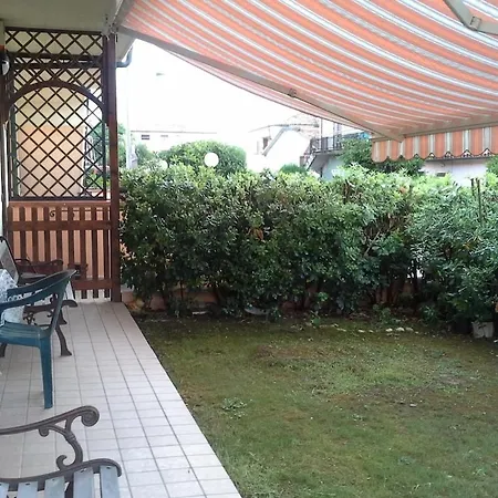 150 Mt Dal Mare Con Giardino, 2 E Aria Condizionata Biancofiore