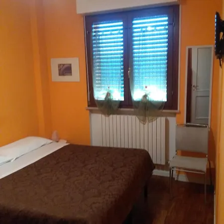 150 Mt Dal Mare Con Giardino, 2 E Aria Condizionata Biancofiore Appartement Fano